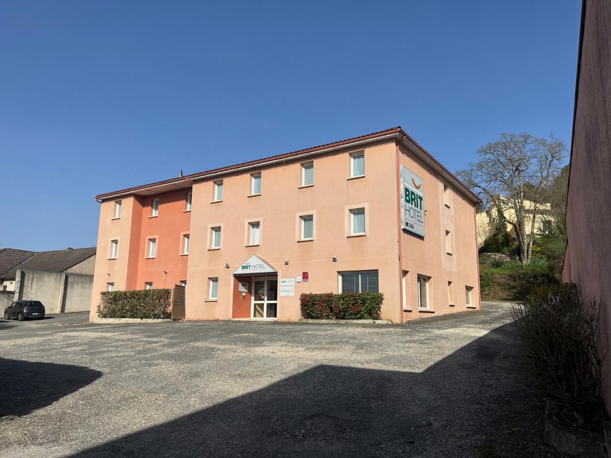 Brit Hotel Essentiel Cahors Nord Exterior photo